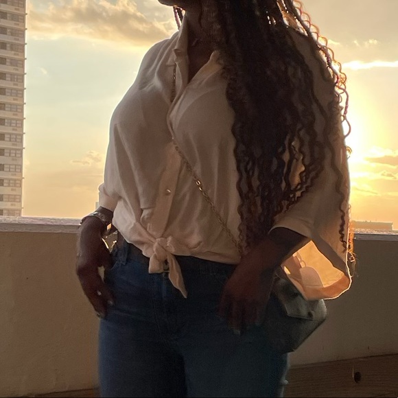 Front Tie Top - Picture 3 of 3